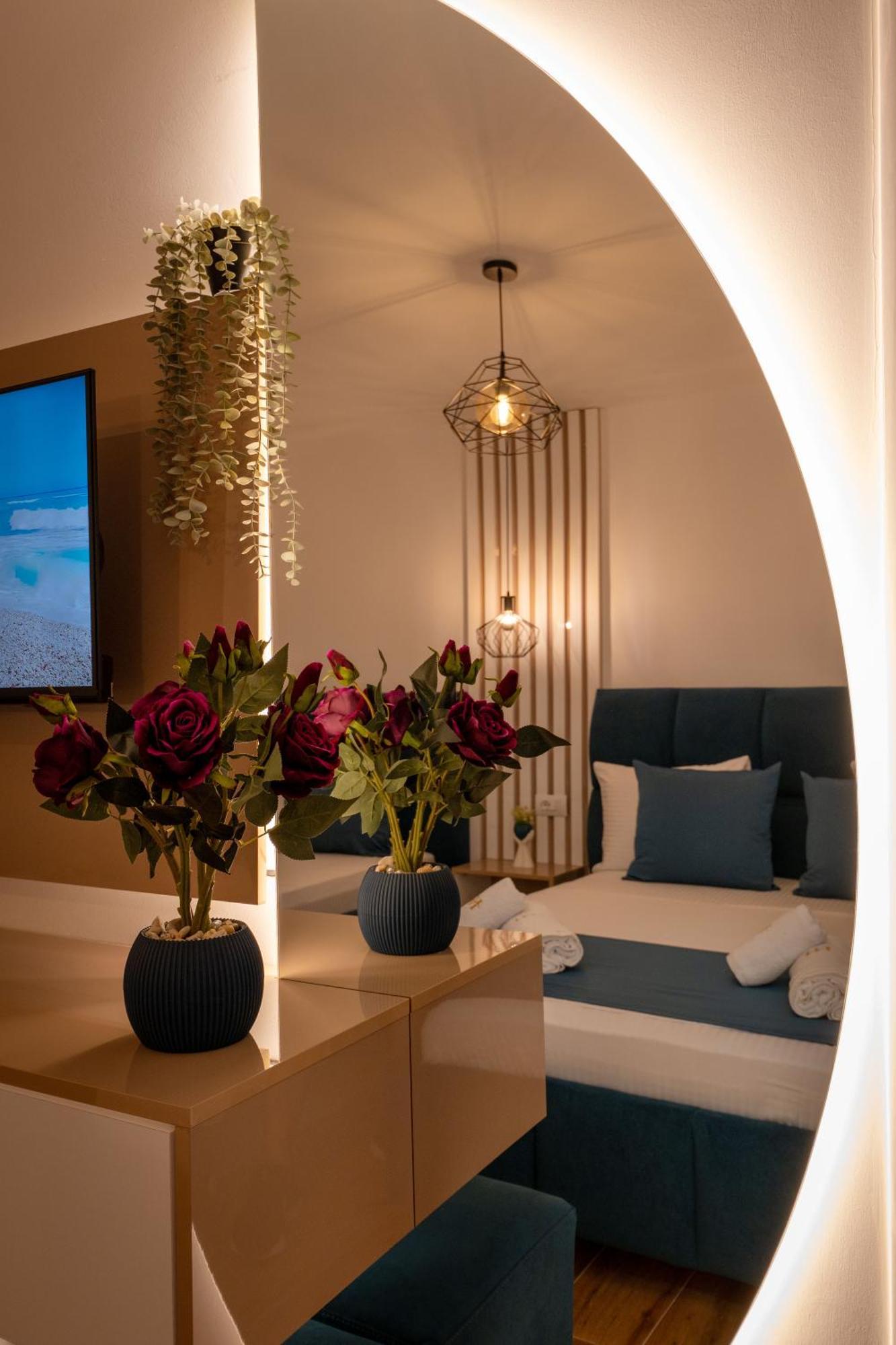 Crown Hf Ksamil Apartment Екстериор снимка